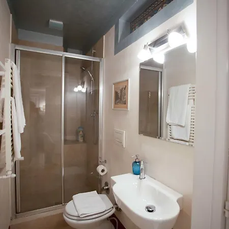 Charme In Santa Croce Apartman *
